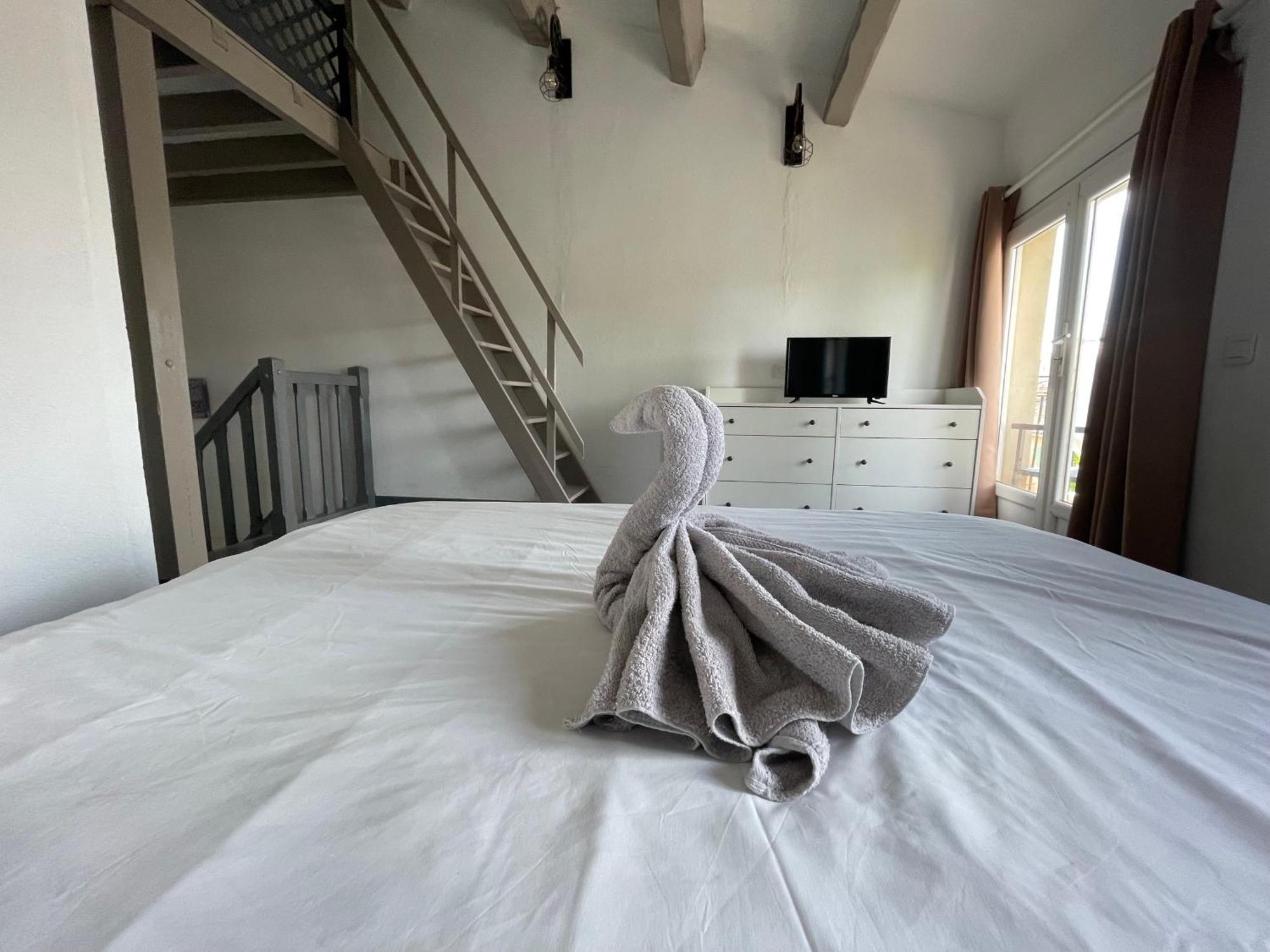 Holiday home Maison De Village Avec Balcon Rooftop Maillane
